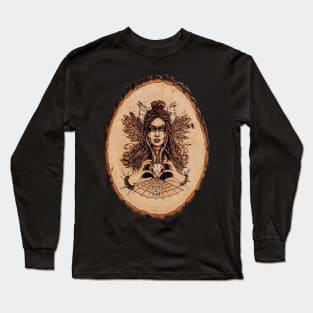 Skadi - nordic goddess pyrography print, wood texture Long Sleeve T-Shirt